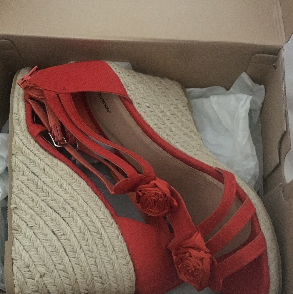 Wedge sandals